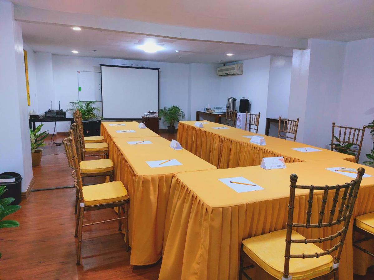 Tagaytay Hotel Sixb Tagaytay City Ngoại thất bức ảnh