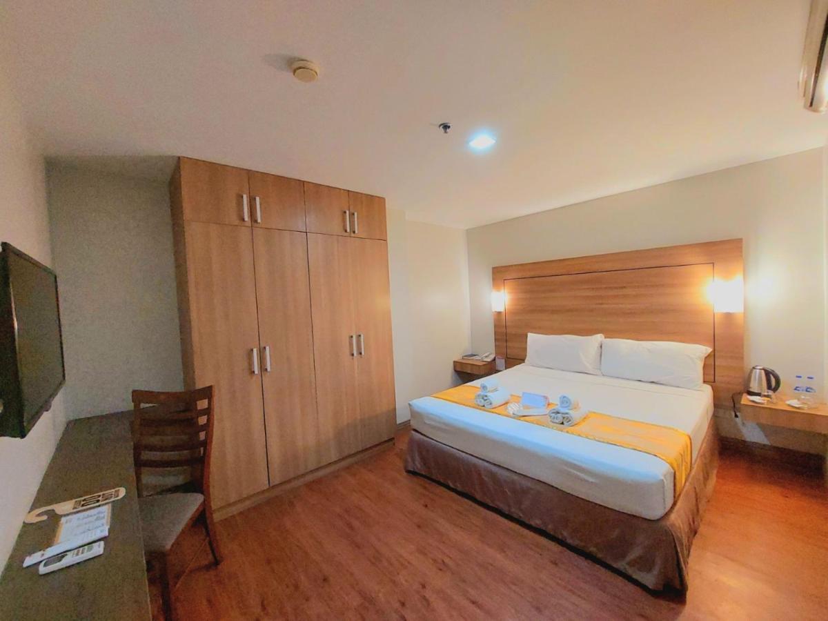 Tagaytay Hotel Sixb Tagaytay City Ngoại thất bức ảnh