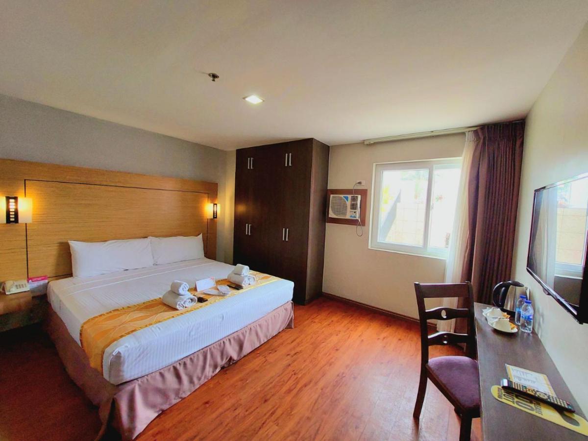 Tagaytay Hotel Sixb Tagaytay City Ngoại thất bức ảnh