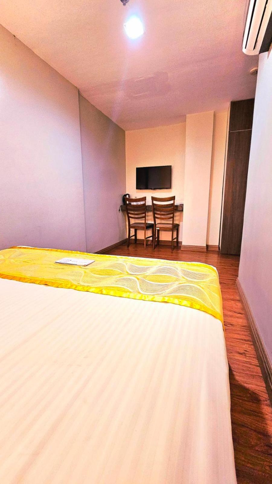 Tagaytay Hotel Sixb Tagaytay City Ngoại thất bức ảnh
